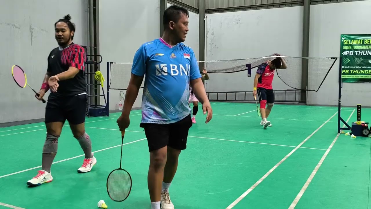 Gilaminton Sabtu Pagi. Kuakui kuakui (gladiatorz vs architect) klasik. Menguras stamina. 