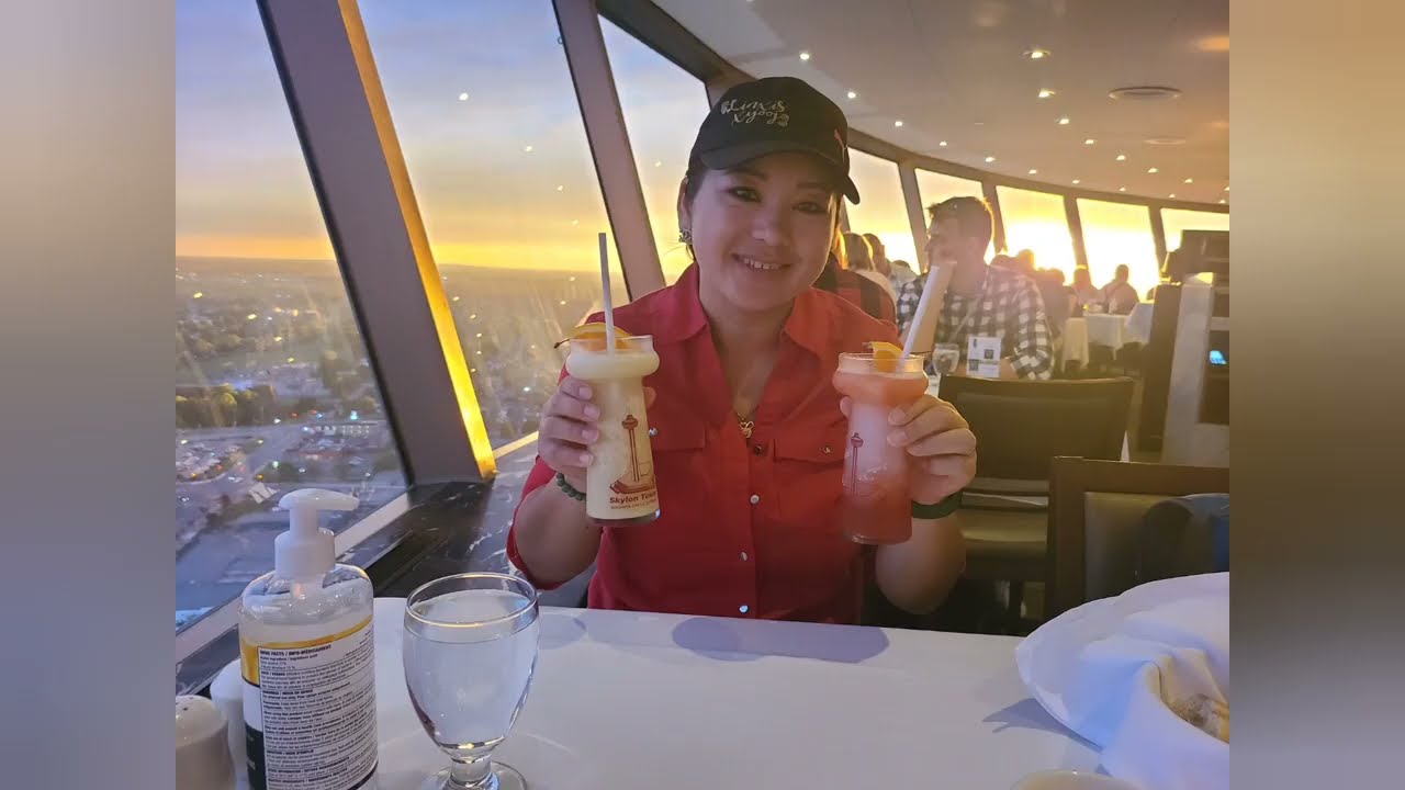 Dinner at Skylon Tower Niagara Falls 🇨🇦 2022