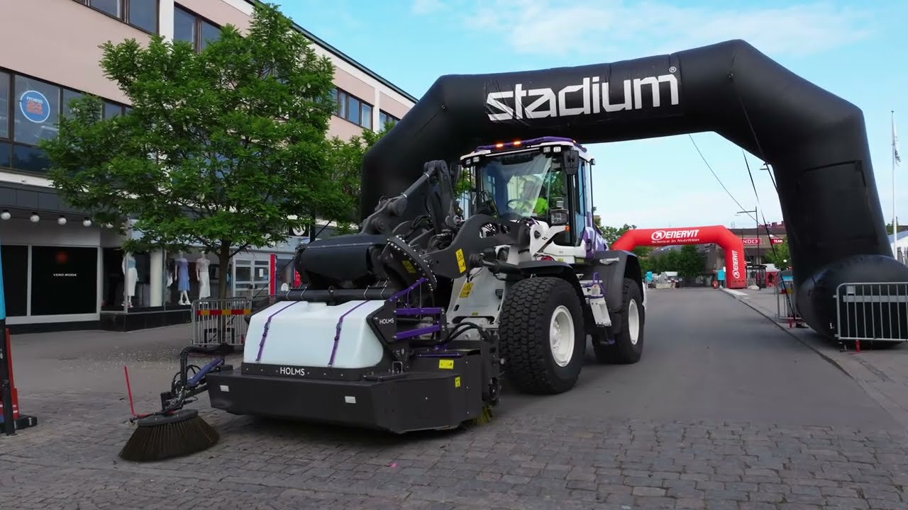 Holms Pick-up Sweeper PH. The Flagship product from Holms Attachments.