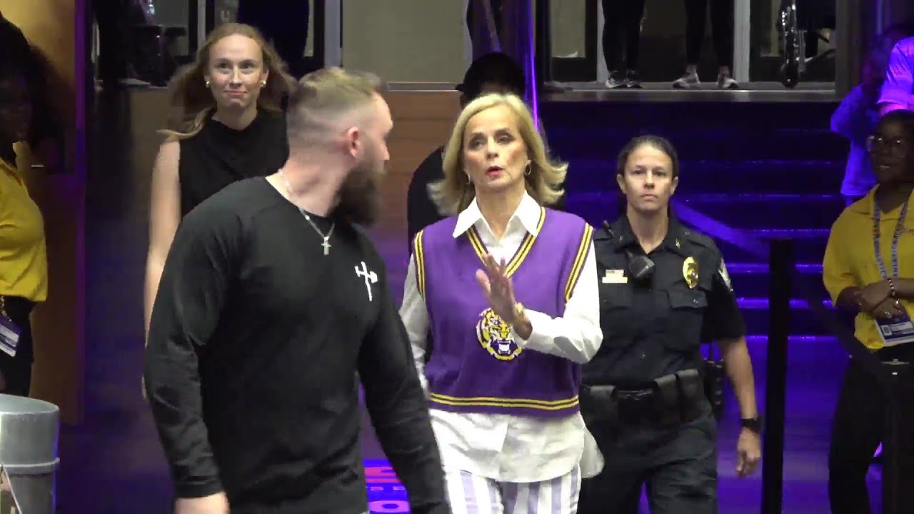 LSU Kim Mulkey Pregame Warmups, Starting Lineups Mississippi College