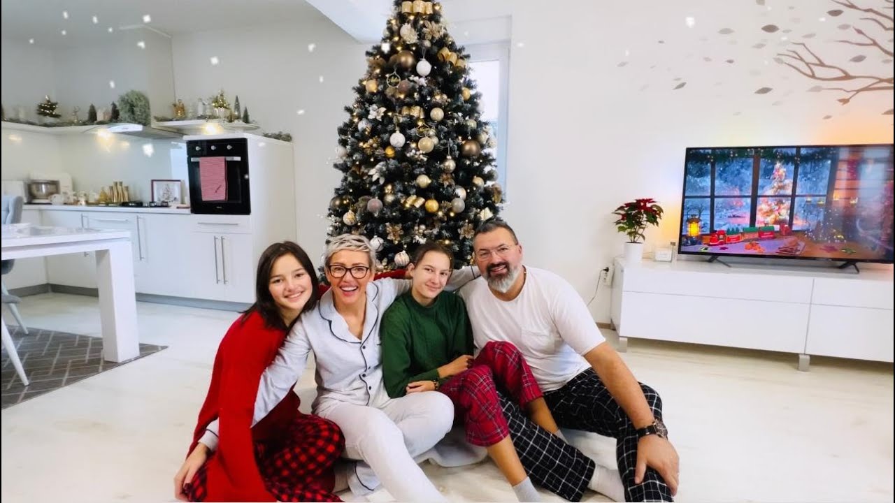 Kićenje jelke 🎄🌟 Božić 2022 - družite se sa nama i dekorirajmo bor!