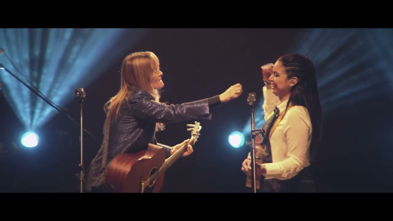 Fran Quintero, Nicole - Baila (En Directo)