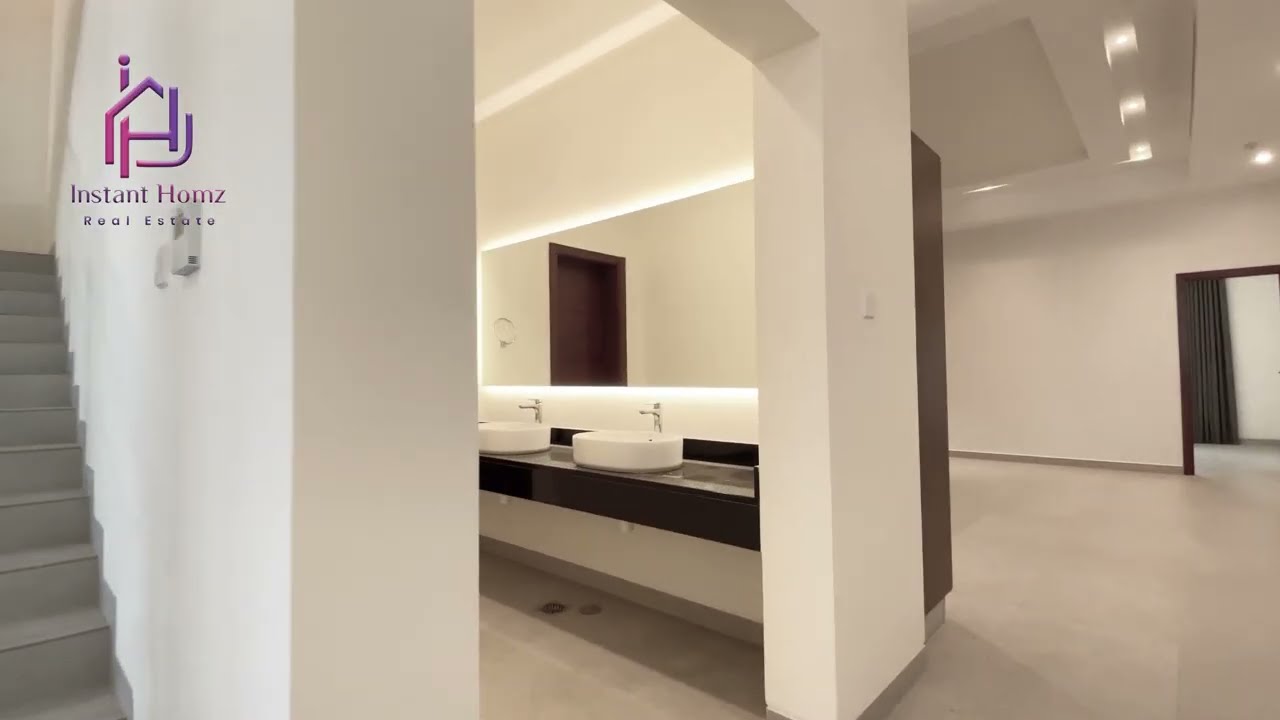 LUXURY 4BR VILLA | SPACIOUS | PRIME LOCATION (ZT 208 & 209)
