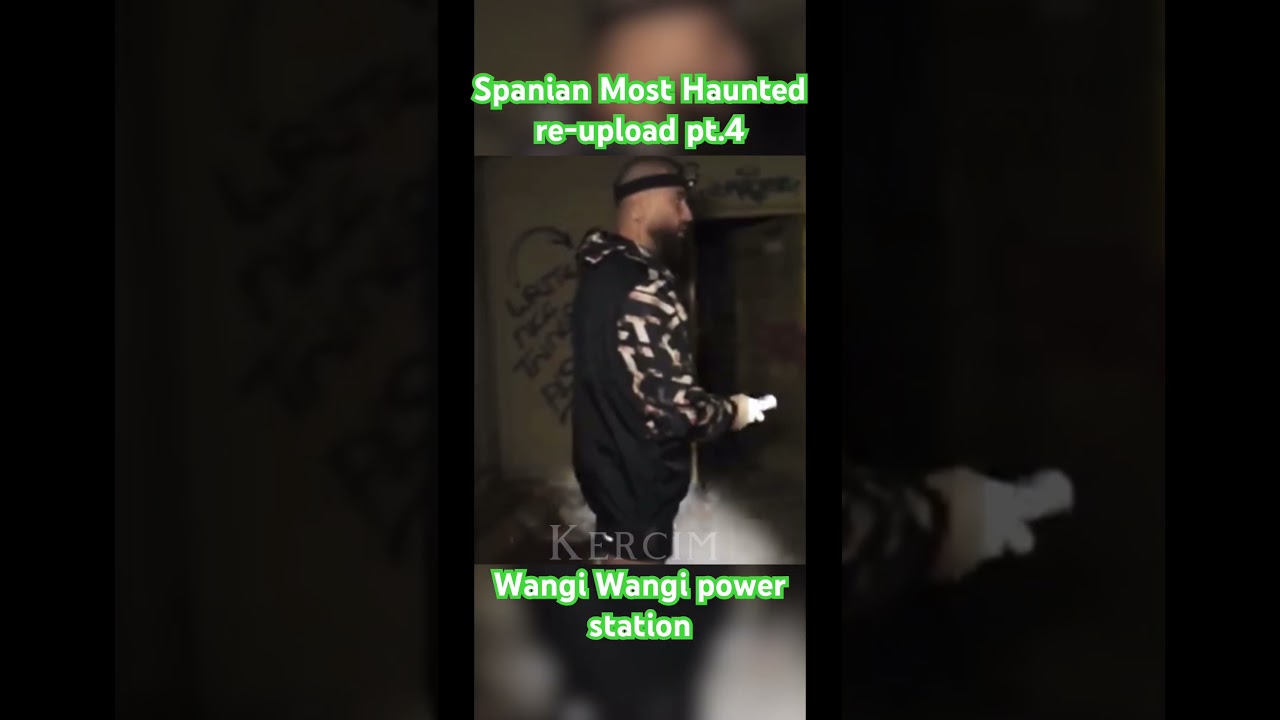 Spanian hears a ghost right next to him and freaks out #funny #spanian #ghost