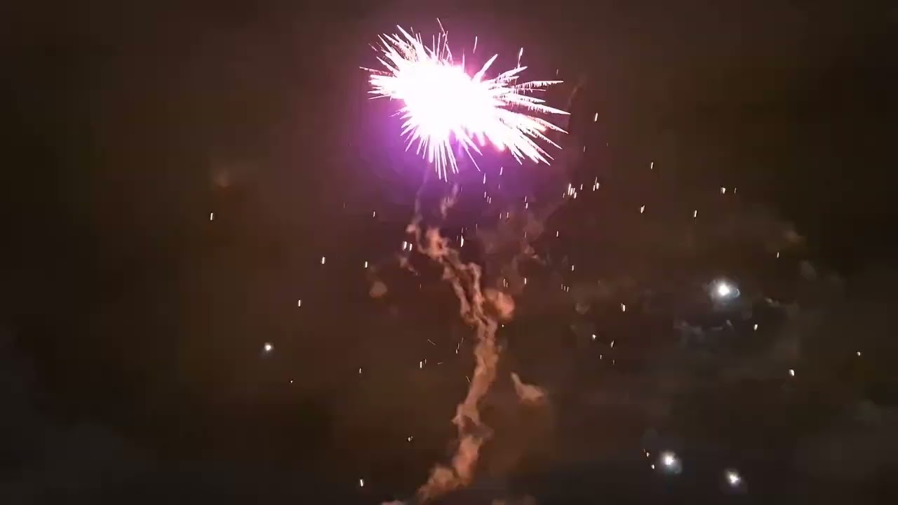 Wolff vuurwerk - The Enforcer