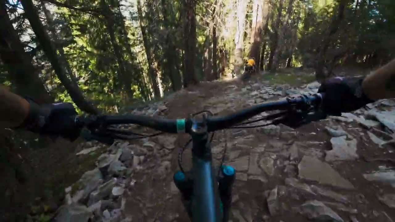 Giada Line806/ Ribs Trail 787 (RAW)