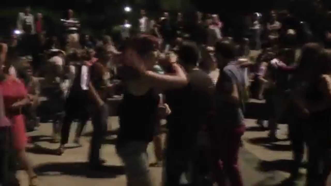 salsa 29-08-2014 quais de Seine, Paris.DJs Fred&Juliano