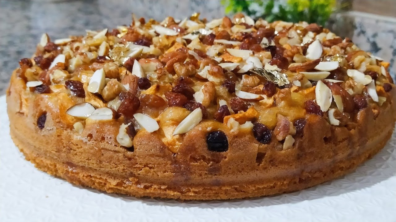 كيكة التفاح/ببيضتين و2 تفاحات راقية ومعلكة كتجي بحال الطارط والتفاح ذايب وكريمي من اروع الكيكات