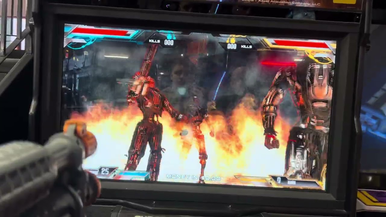 Raw thrills 2009 Terminator Salvation arcade at Fun World