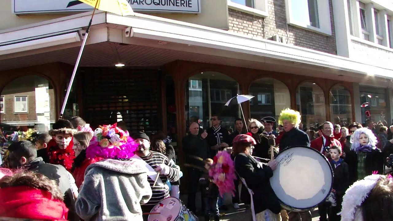 Carnaval Dunkerque 2011 12.MP4
