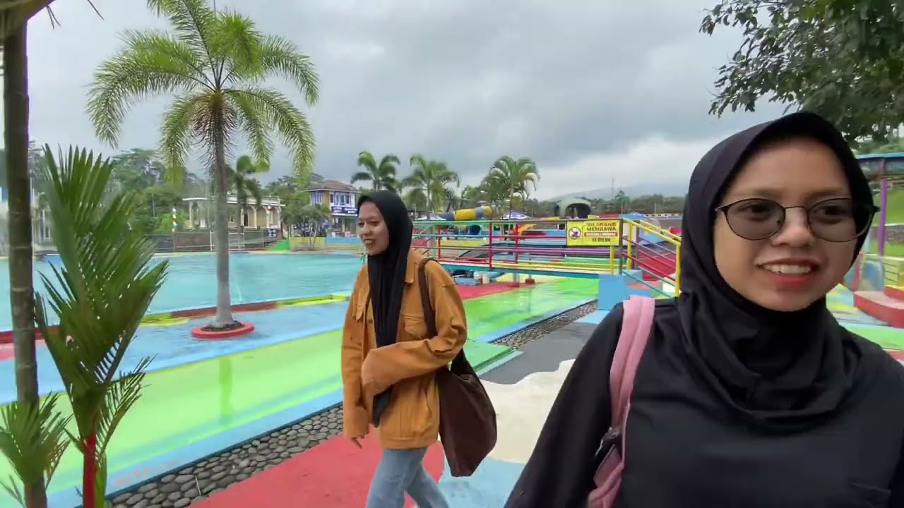 berenang w/trio ubur ubur