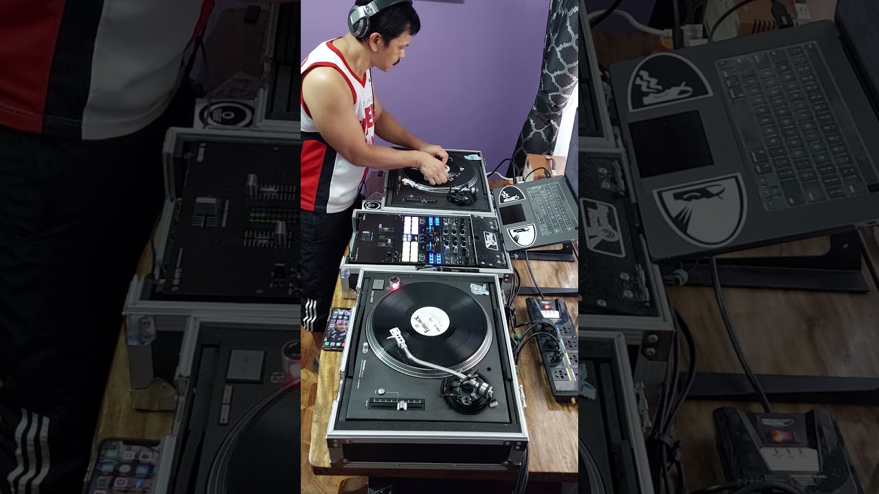 mobile circuit rehearsal for guesting live..