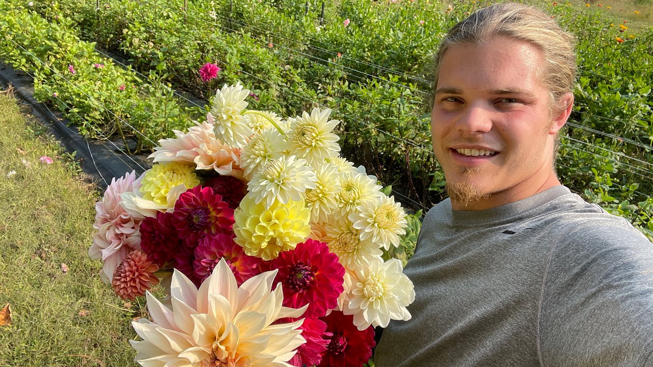 FLOWER FARMING 2021 DAHLIA TOUR