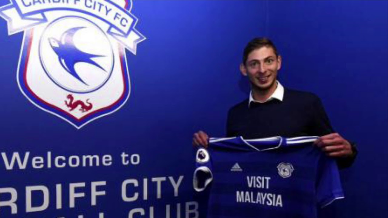 Pray for sala and pray for his Dad and family R.I.P dad and sala 🙏