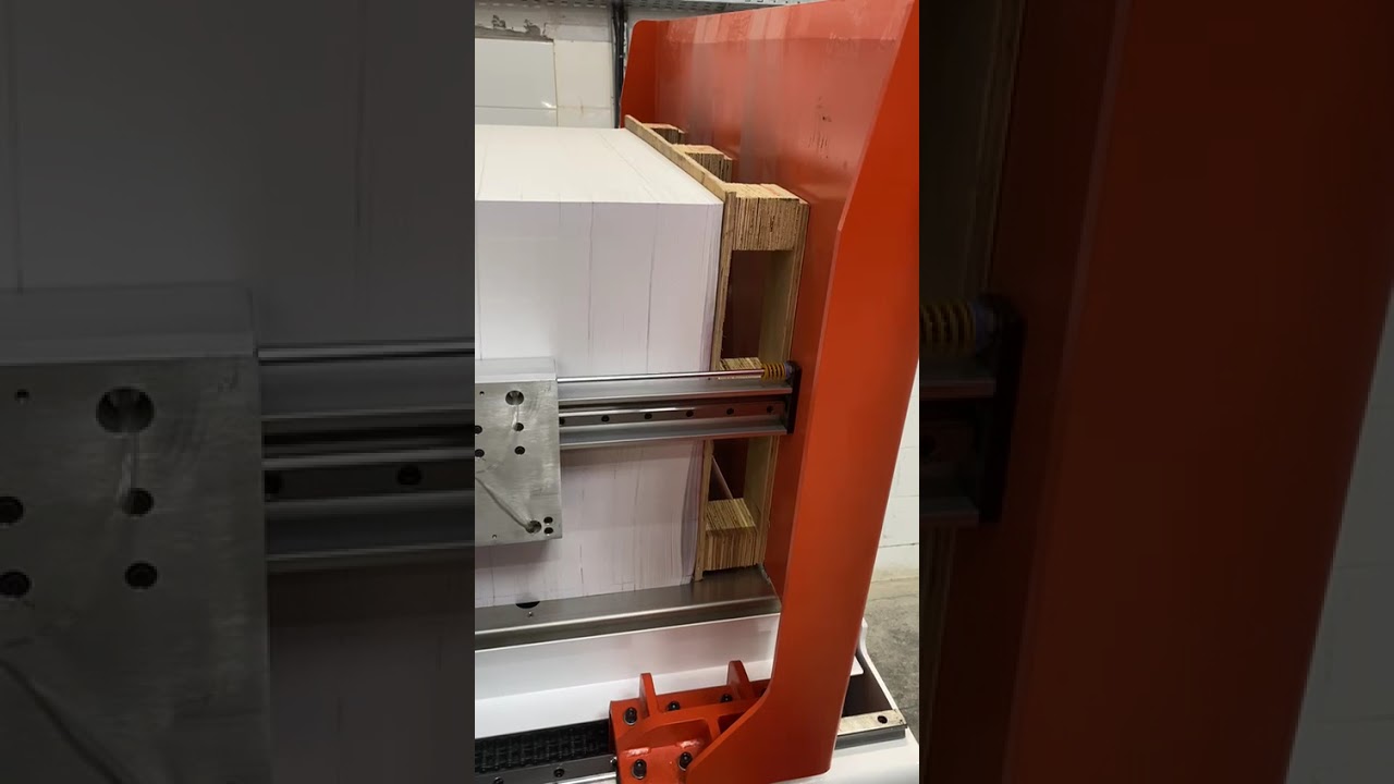 CMCC MAKINA - PALET ÇEVİRME MAKİNASI