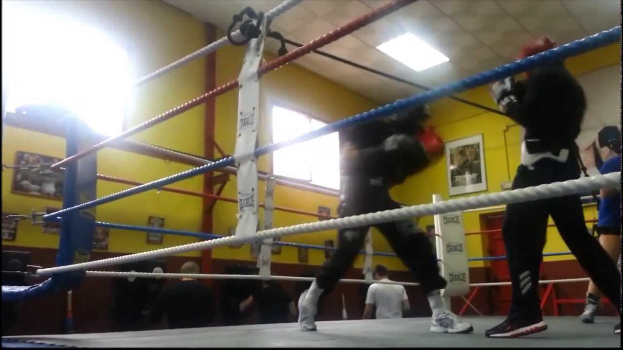 Guantes - entrenamiento de Boxeo 1/2 2013