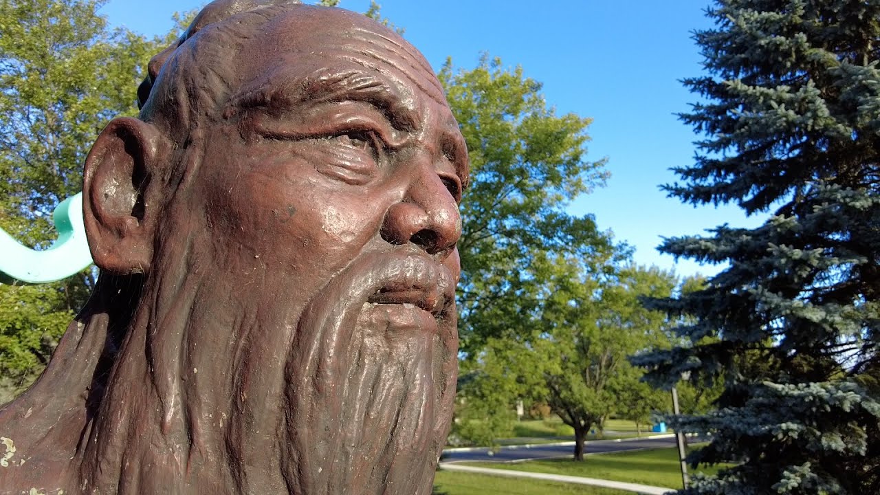 Tour Thunder Bay Chapples Golf Course / Friendship Gardens ASMR