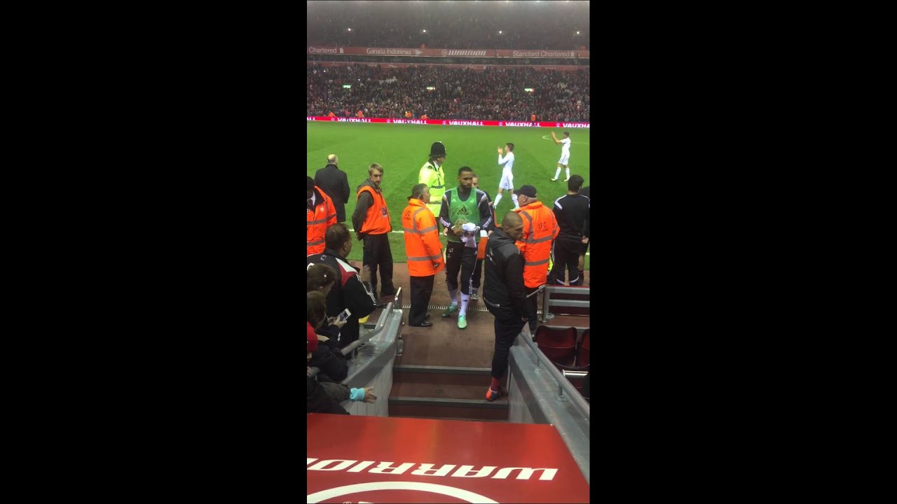 Shelvey wants to fight Balotelli, Skrtel sorts em out!