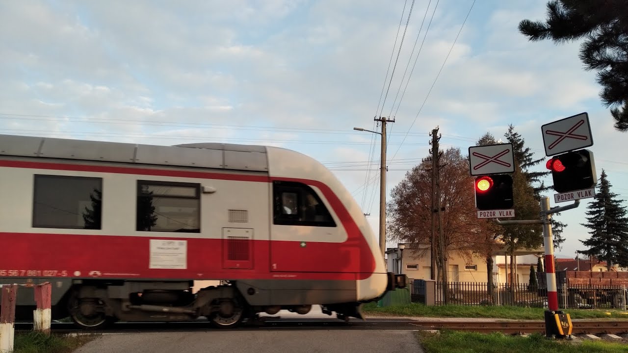 Vianočný špeciál, Železničné priecestie Hrušovany • 20.11. + 4.12.2022