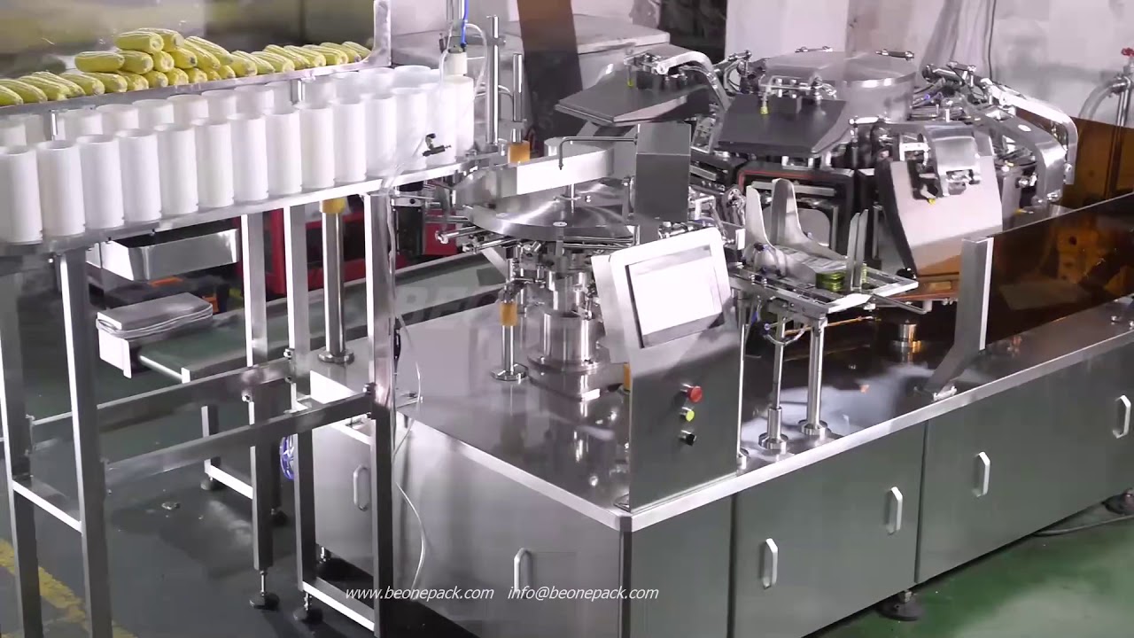 Vacuum packing machine for sweet corn