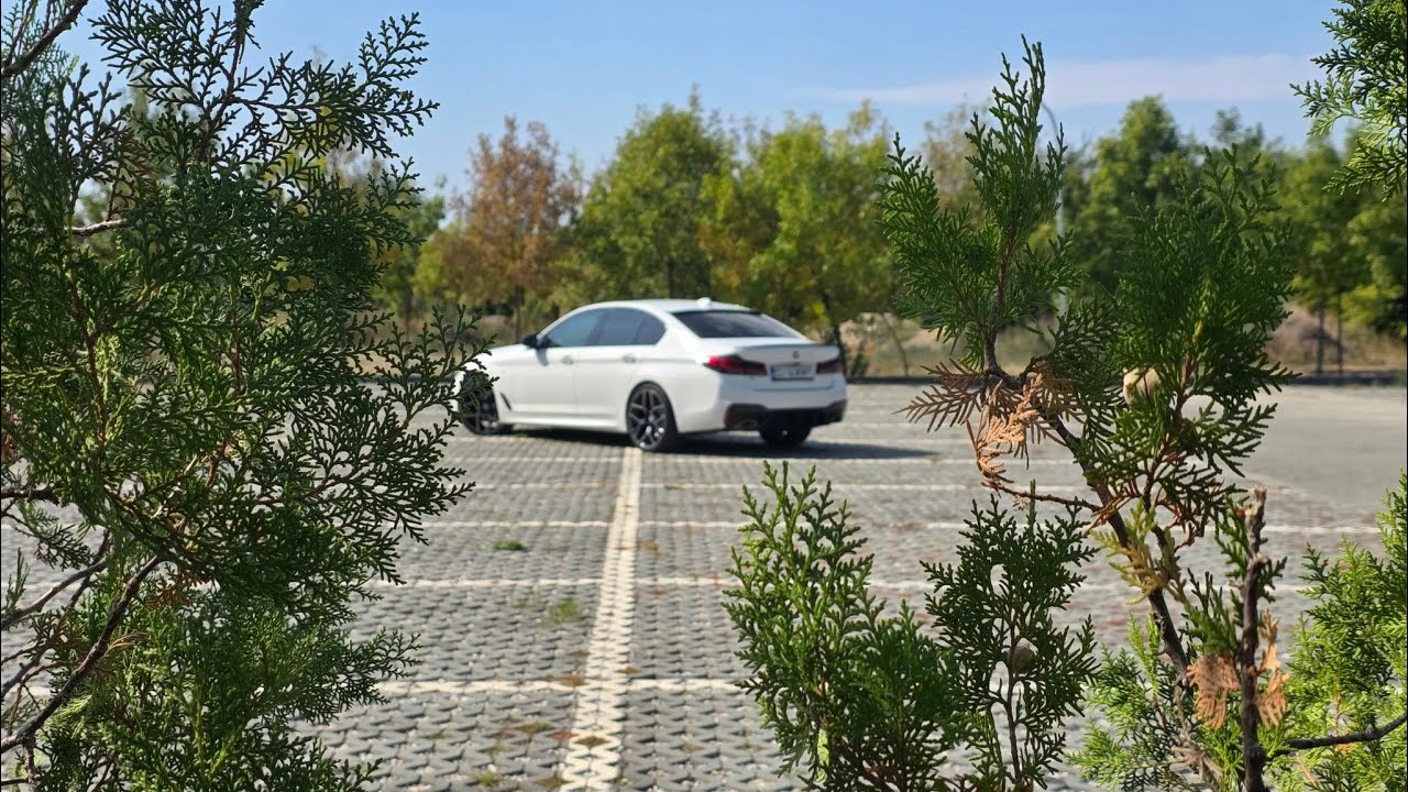BMW seria 5 - g30 M Packet alb - visul oricărui roman 