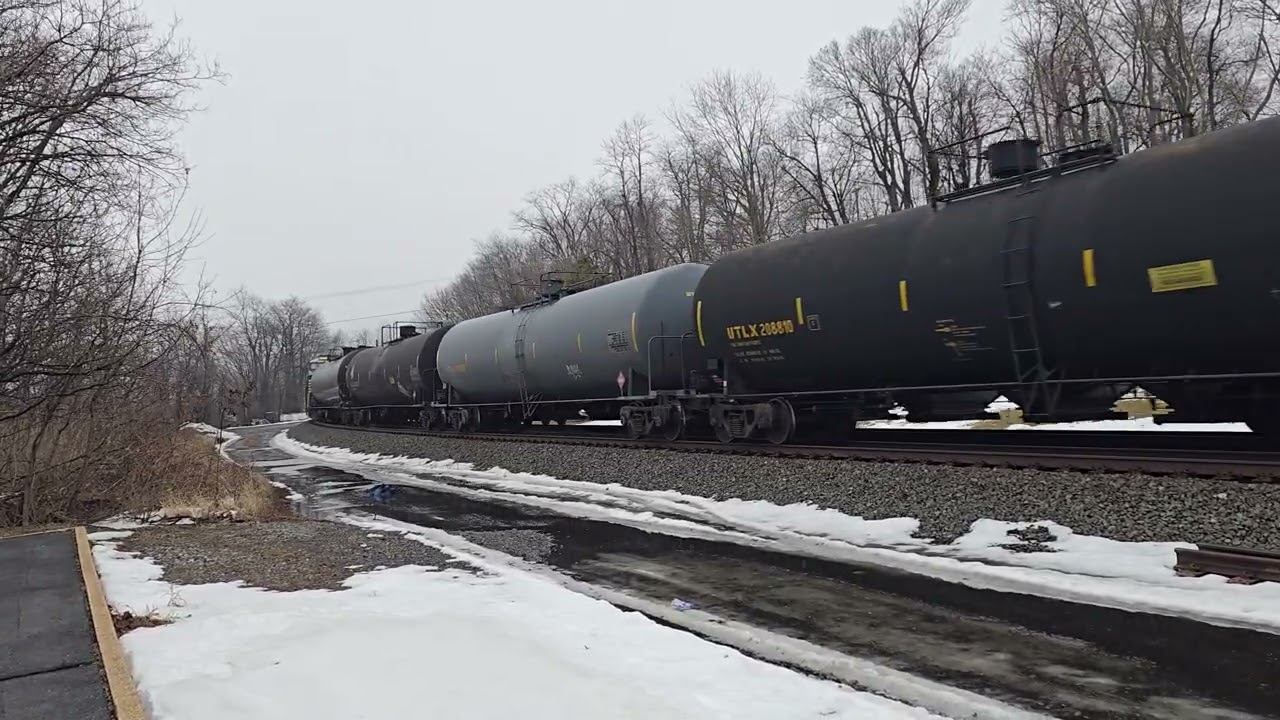 Two manifests meet at Lewistown, PA (02/16/2026)