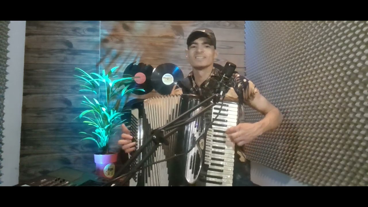 cai sereno cai ,sandro sanfoneiro