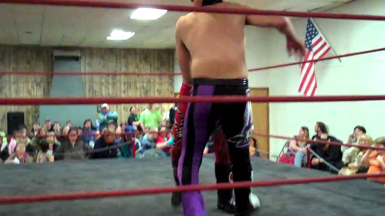 Bucky Collins vs. Markus Crane