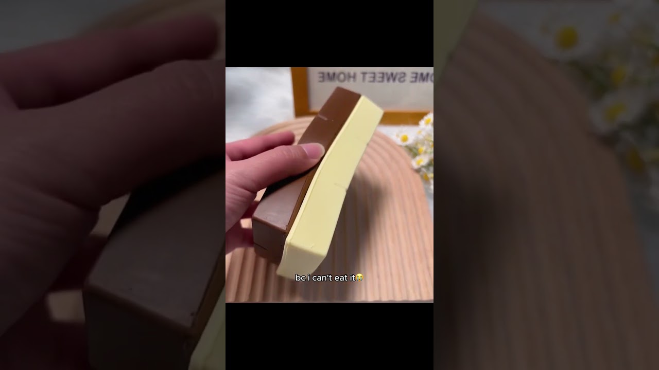 Chocolate #squishy #stressrelief  #toy #slowrise#fidgettoys #oddlysatisfying #squeezy #toyreview