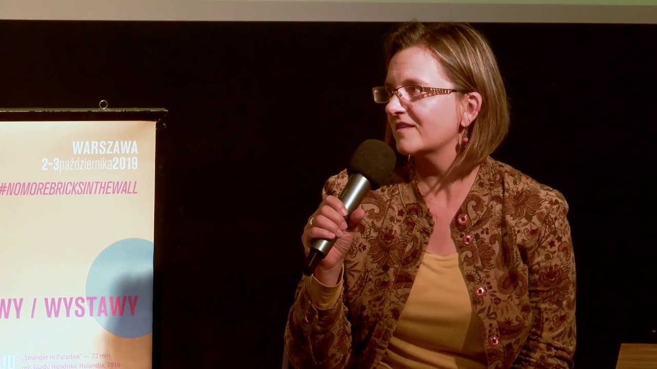 Legalizacja pobytu dla cudzoziemców. Jak się nie zgubić w polskim prawie // Agnieszka Kosowicz