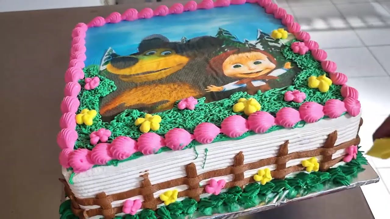 Como decorar una torta de de Masha y el Oso