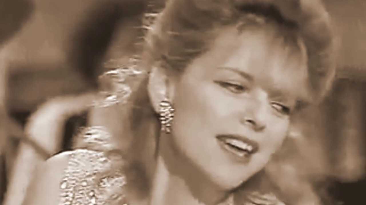 France Gall et Lio - (French TV 1984) - 