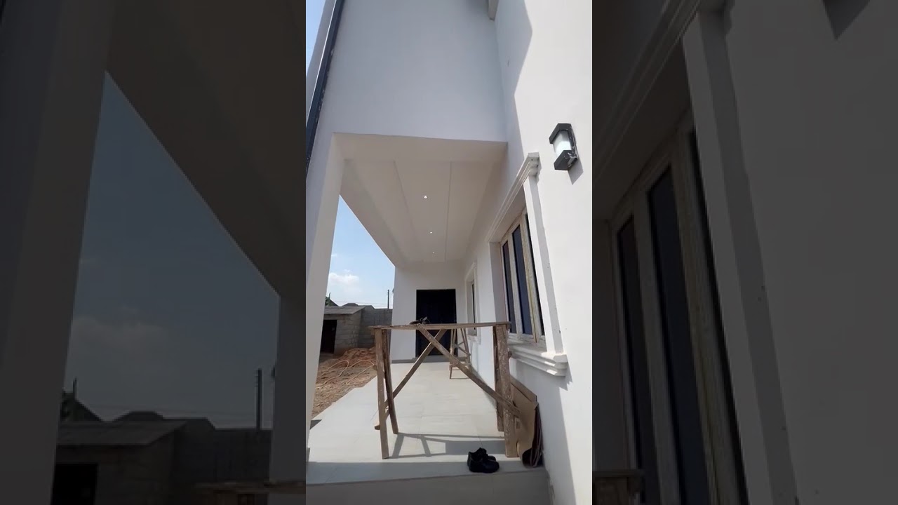 5 bedroom 2 Livingroom for sale at 23 Y.M Yusuf street FO1 kubwa behind DeKuchney Hotel, Abuja