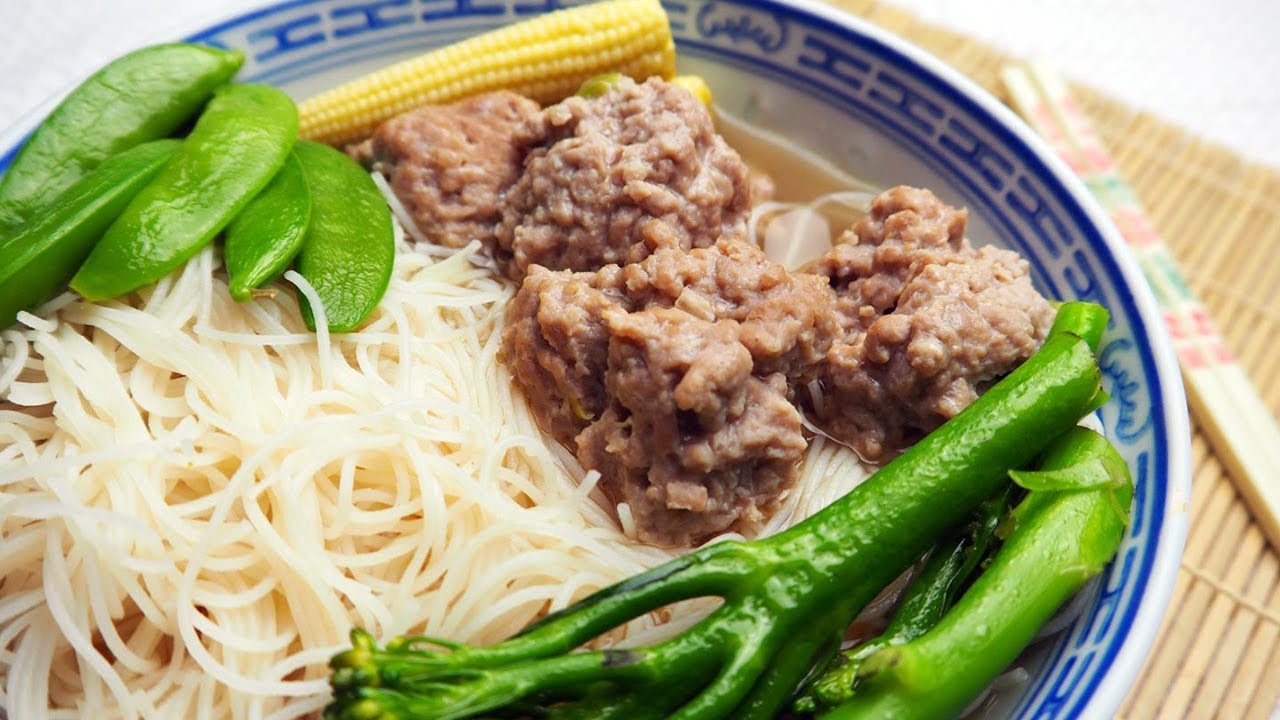 Pork Balls with Vermicelli Noodle Soup