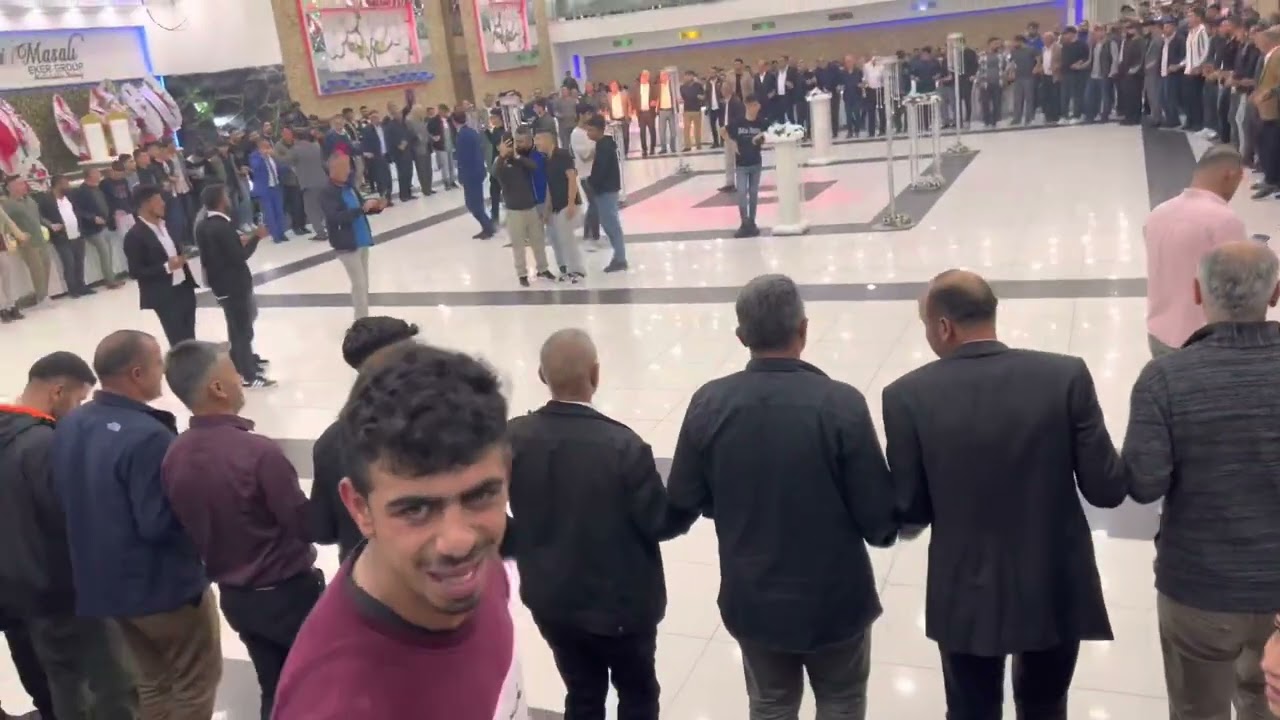 Nevzat Çİftçi Siirt i yerinden oynattı - Kurdısh Weddıng Dance - 2022