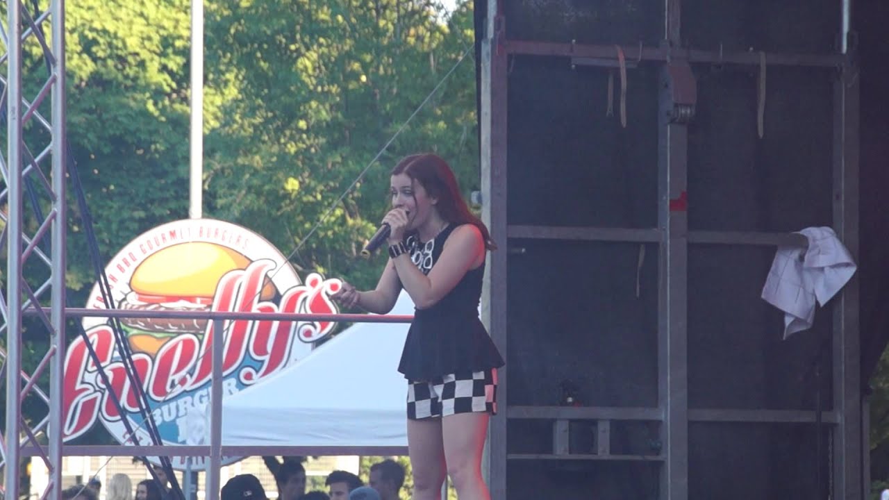 Amy Diamond - Big Guns @ V.OX Festival Örebro 2013-08-25