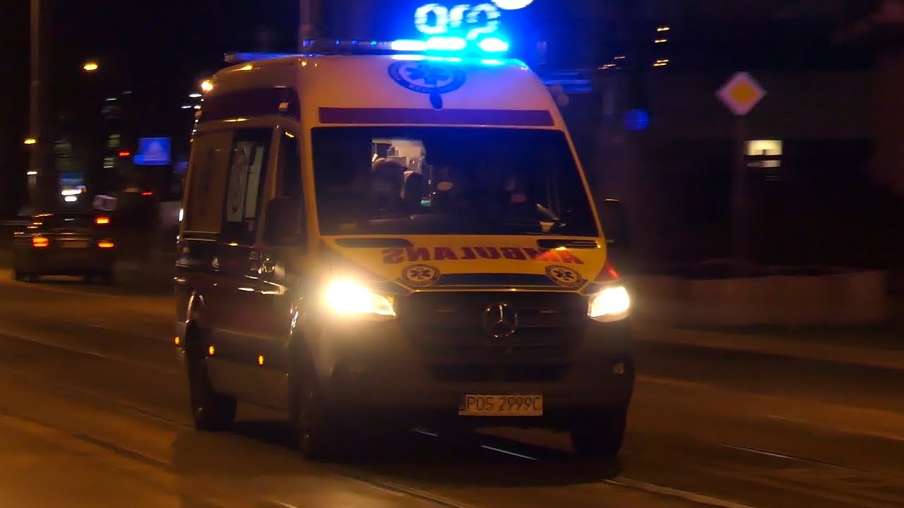 Alarmowo: POS 2999C - Ambulans (S) Mercedes-Benz Sprinter III - Szpital Ostrów Wielkopolski