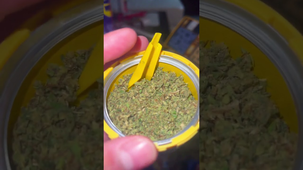 Lemon Linx Grind by Nugz #cannabisdaily #canada #marijuana