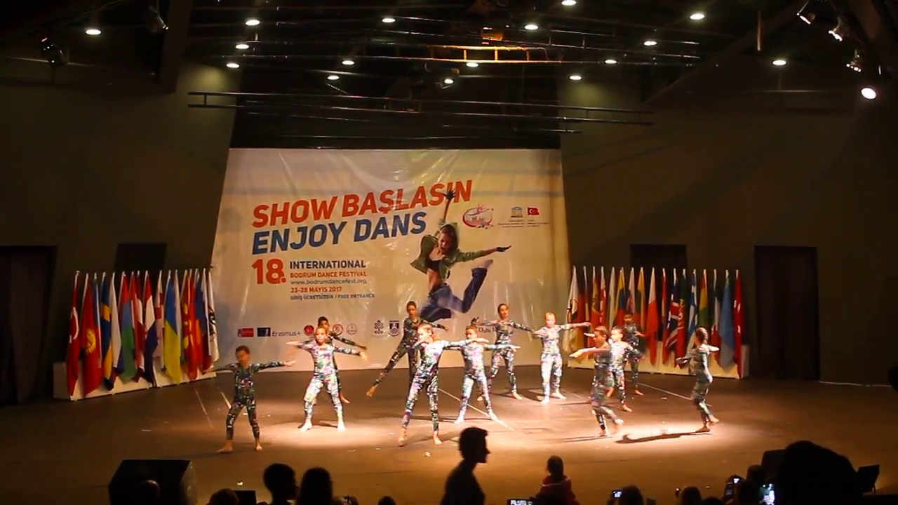 Modern dance juniors. Bodrum Dance Club