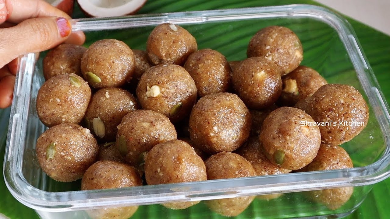 ನಿಮಗೆ ಕ್ಯಾಲ್ಸಿಯಂ ಕೊರತೆ ರಕ್ತದ ಕೊರತೆ ಇದ್ರೆ ದಿನಕ್ಕೊಂದು ಉಂಡೆ ತಿನ್ನಿ ಸಾಕು💪ಒಣ ಕೊಬ್ಬರಿ ಬೆಲ್ಲದ ಲಡ್ಡು👌 Laddu