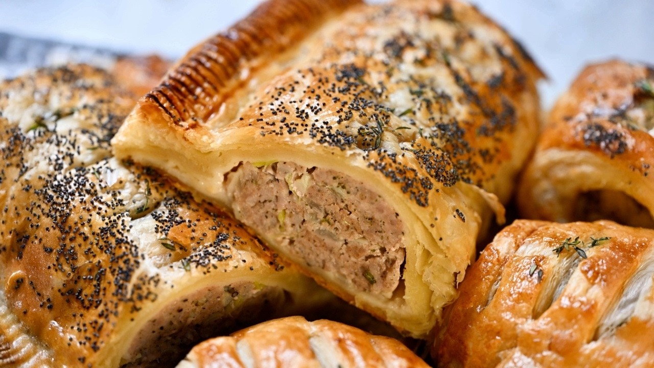 Sausage rolls | Homemade Flaky Puff Pastry comfort food made from scratch 