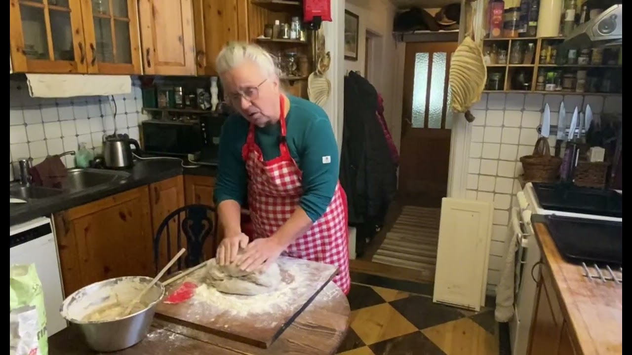 Surdeigsrundstykker!