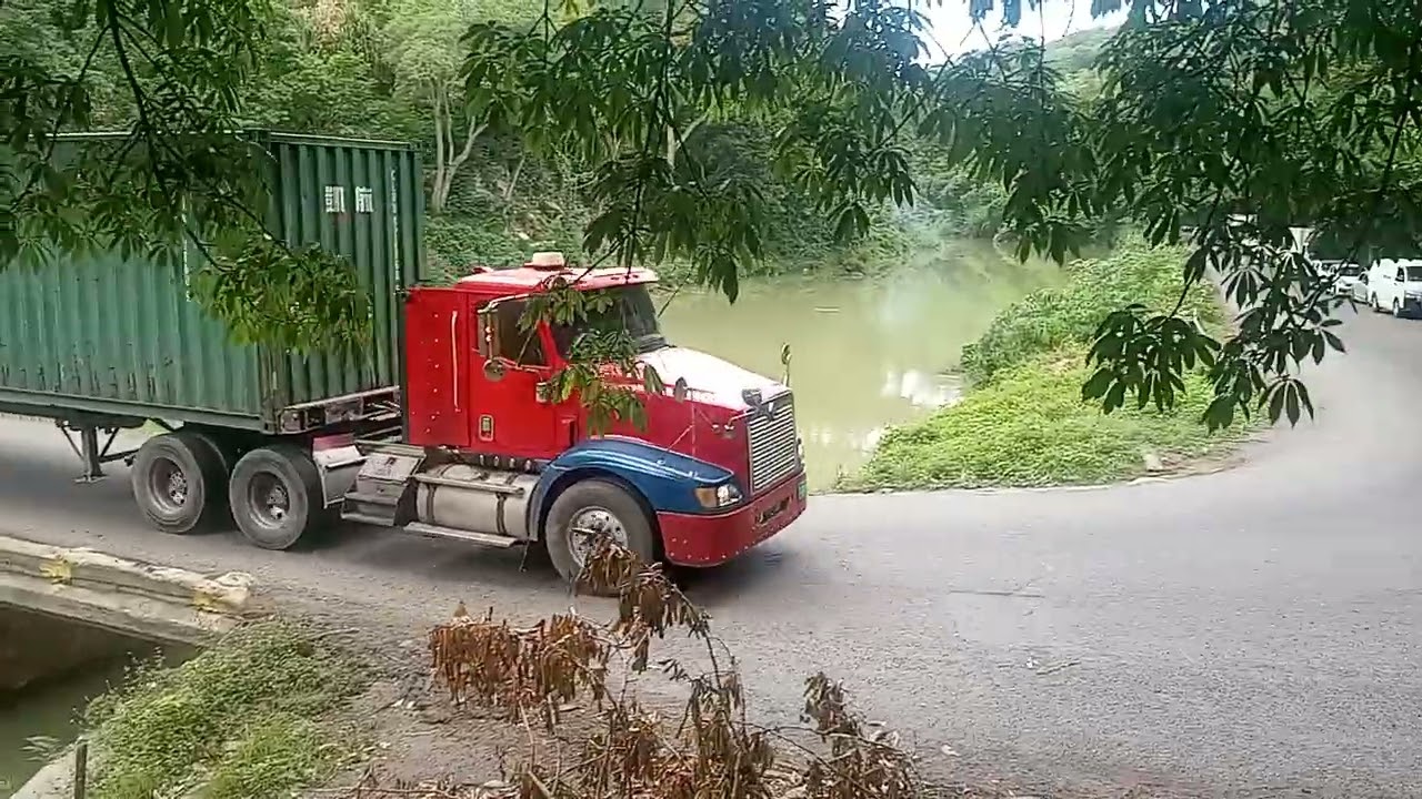 Trucks going across the most d@ngerous bridge 