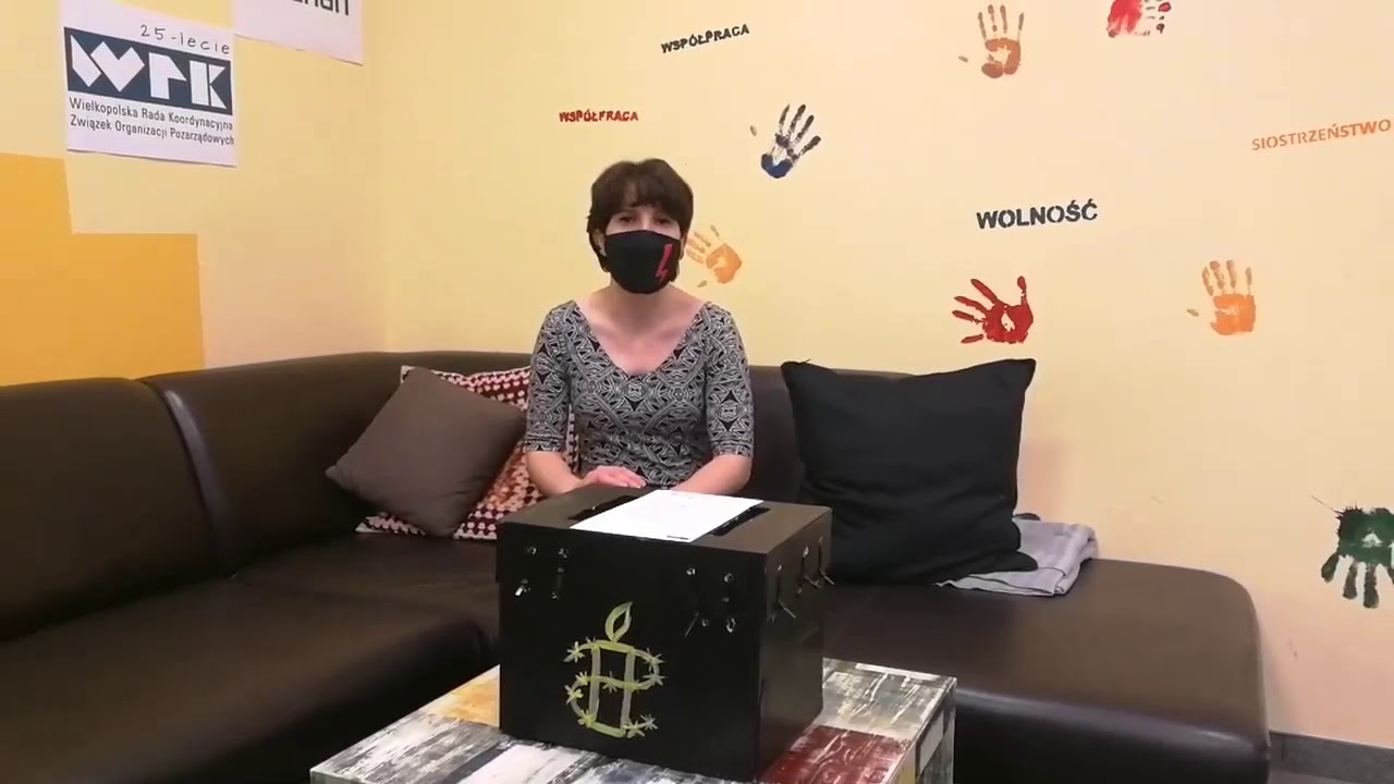 Skrzynka Amnesty International w Centrum WRK