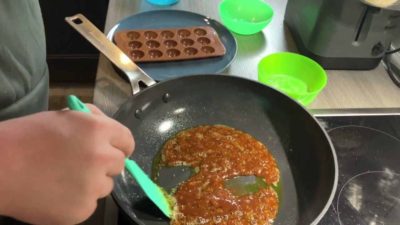Das Einfachste Rezept f&uuml;r Karamellbonbons mit Cannabis   Backen f&uuml;r Psychonauten