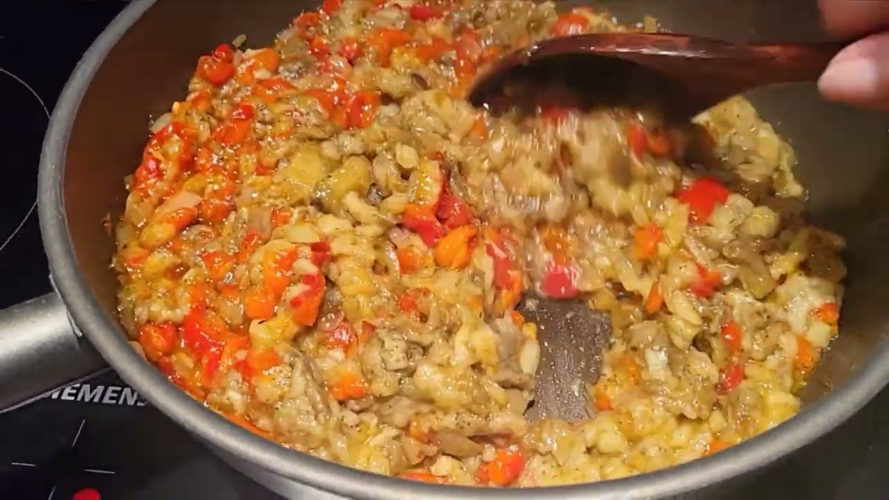 Kochen ist einfach. Auberginen mit Paprika und Tomaten / Баклажанная икра