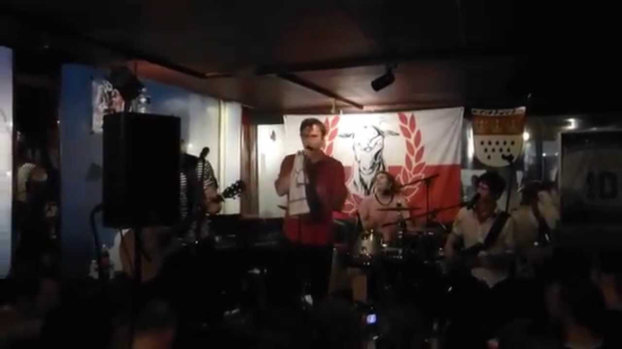 Kasalla ~♫~ Jung mit der Jittar (Piranha Köln, 24.04.2014)