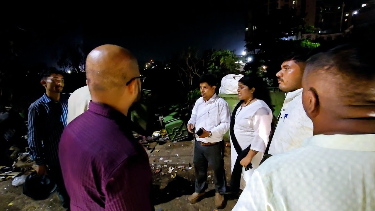 Heated Argument Between Mapusa Municipal Officials And Locals Against Garbage!!