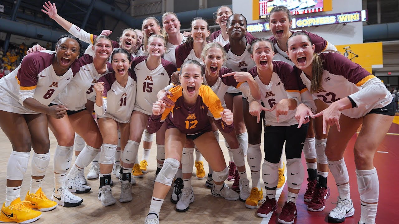 Highlights: #16 Minnesota Volleyball Outlast #7 Wisconsin in Five Sets