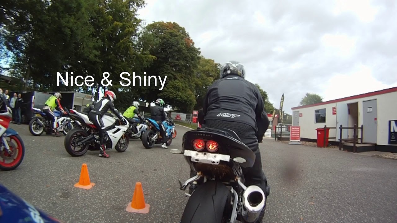 Cadwell Park 2/10/17 October 2017 track day crash compilation no limits